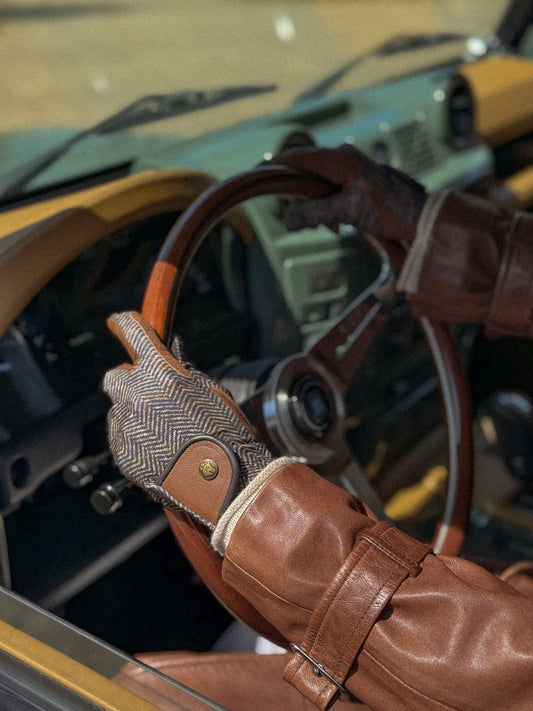 16 Cypress Riding Gloves - Herringbone & Cognac