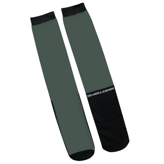Dreamers & Schemers Simple Solid Socks - Dark Hunter Green