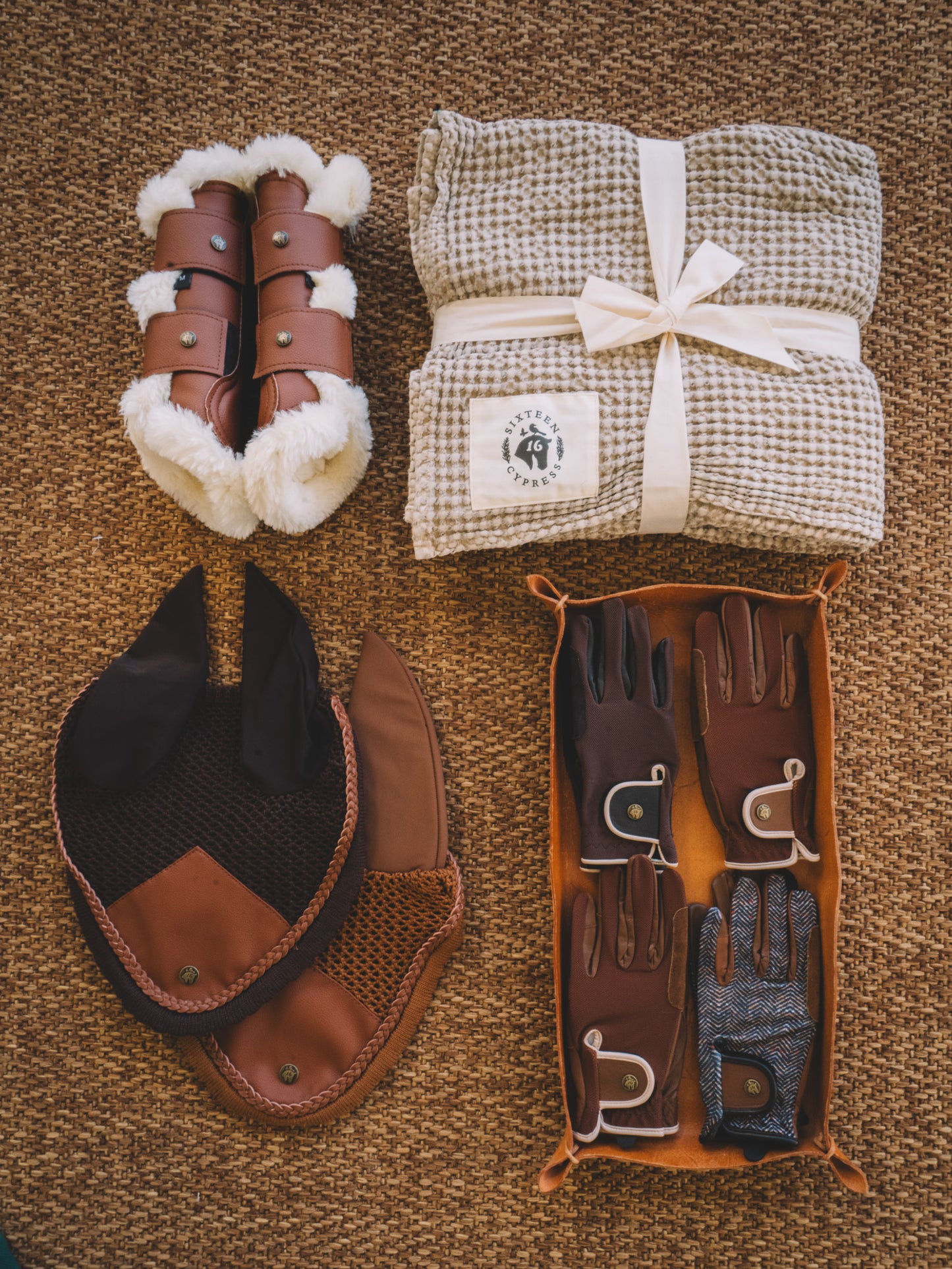 16 Cypress Ear Net - Tobacco